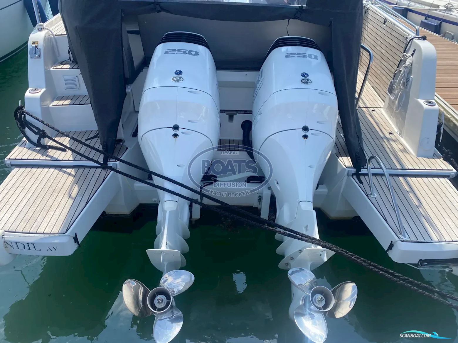 Beneteau Antares 11 Flybridge