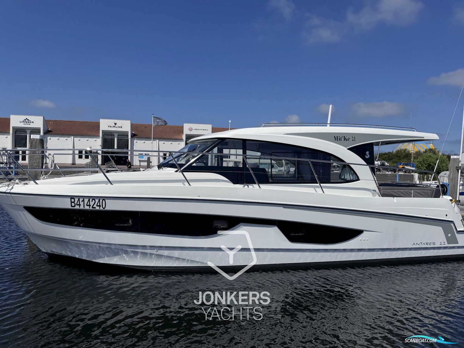Beneteau Antares 11 Motorboten 2022, met Mercury V8 motor, The Netherlands
