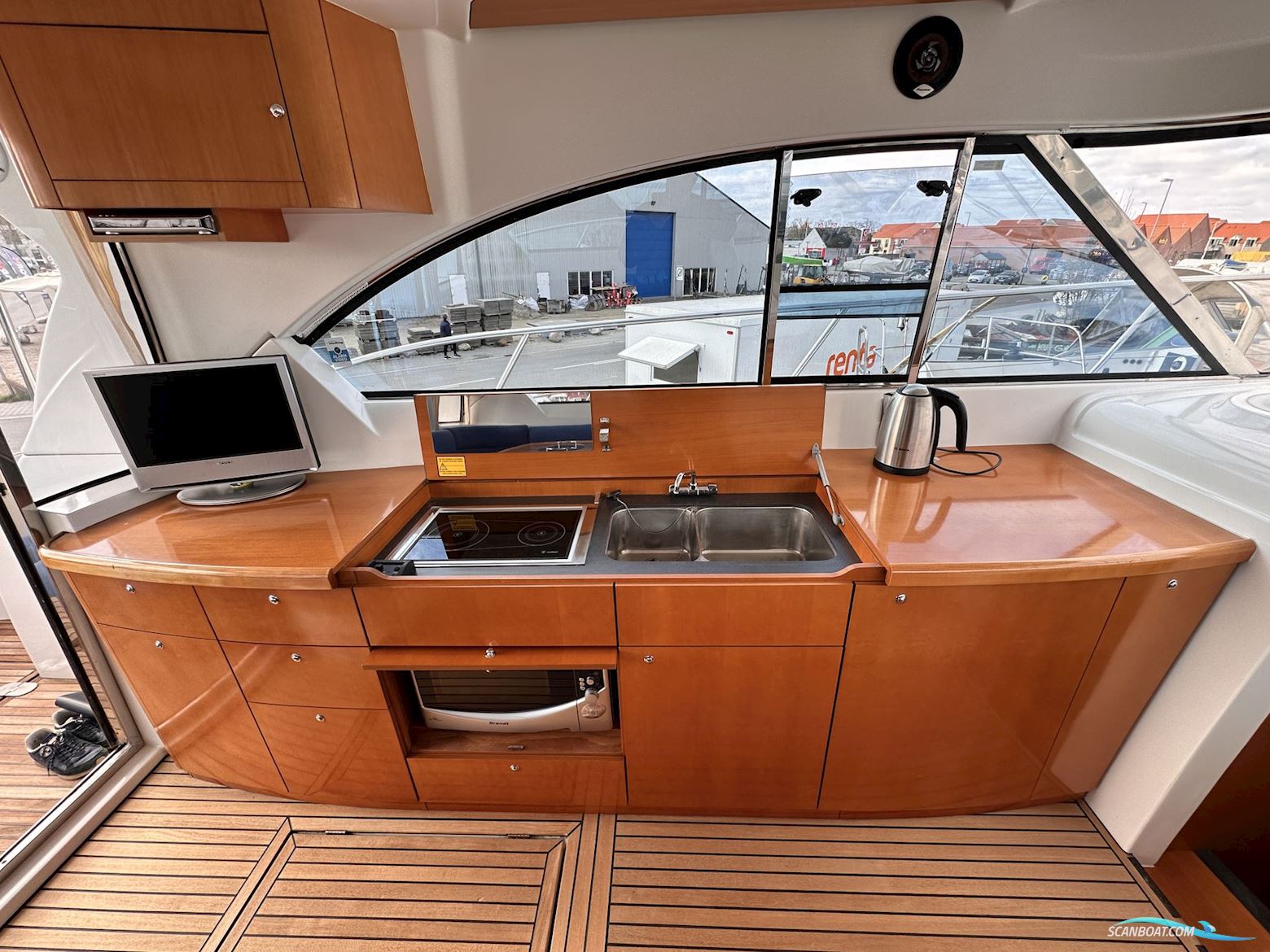 Bénéteau Antares 12