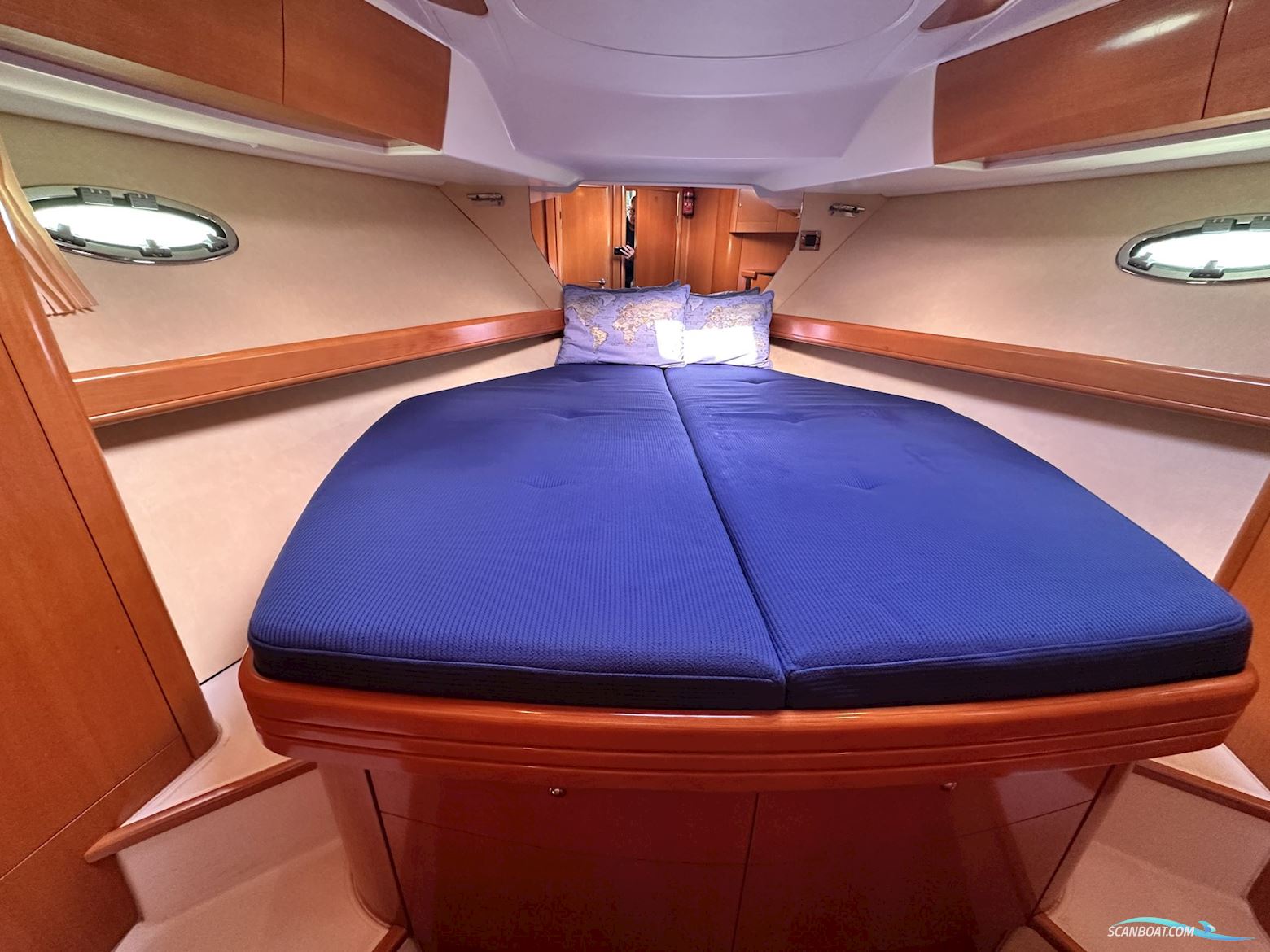 Bénéteau Antares 12