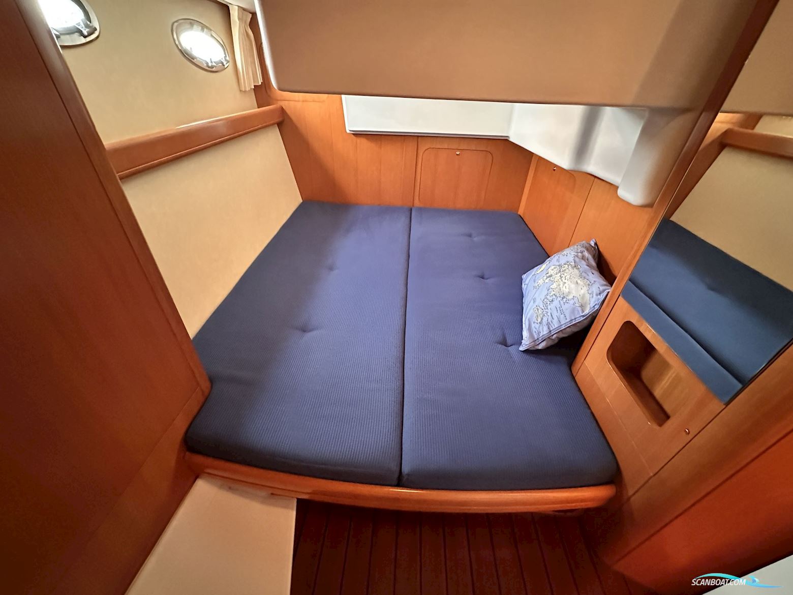 Bénéteau Antares 12