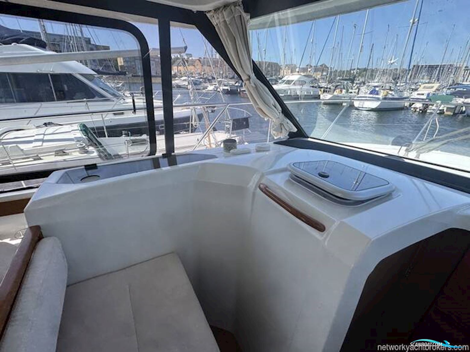Beneteau Antares 30