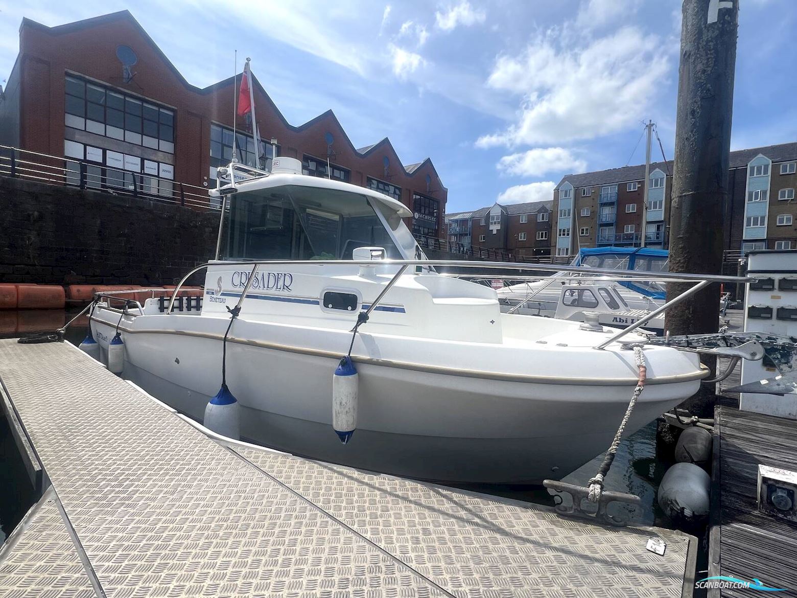 Beneteau Antares 620 Motorboten 1998, met Volvo TMD 22 motor, United Kingdom