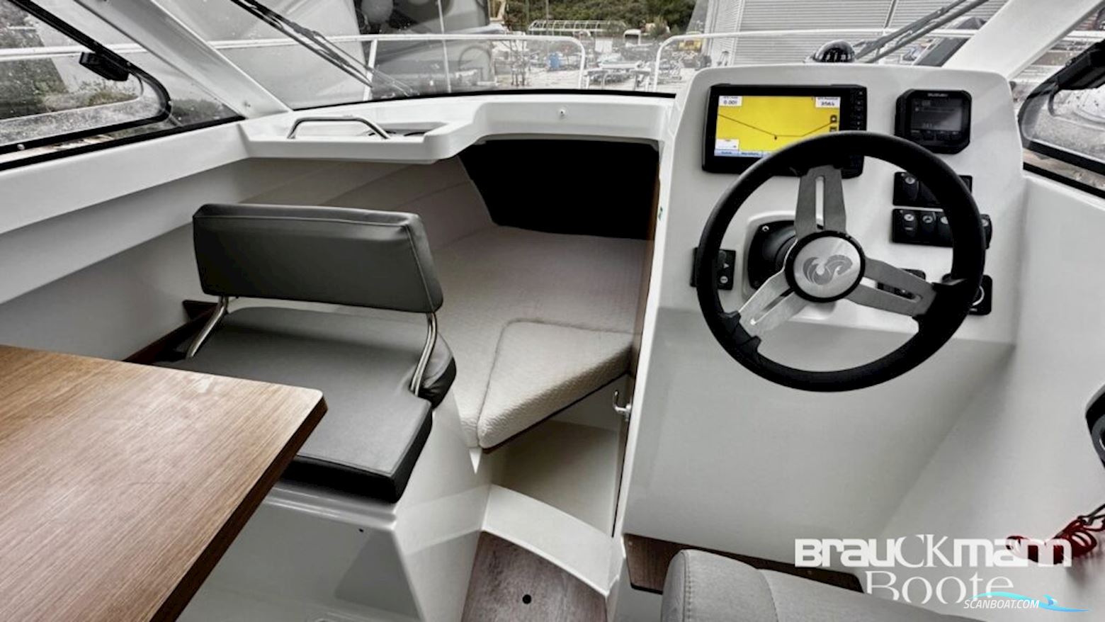 Beneteau Antares 7 OB