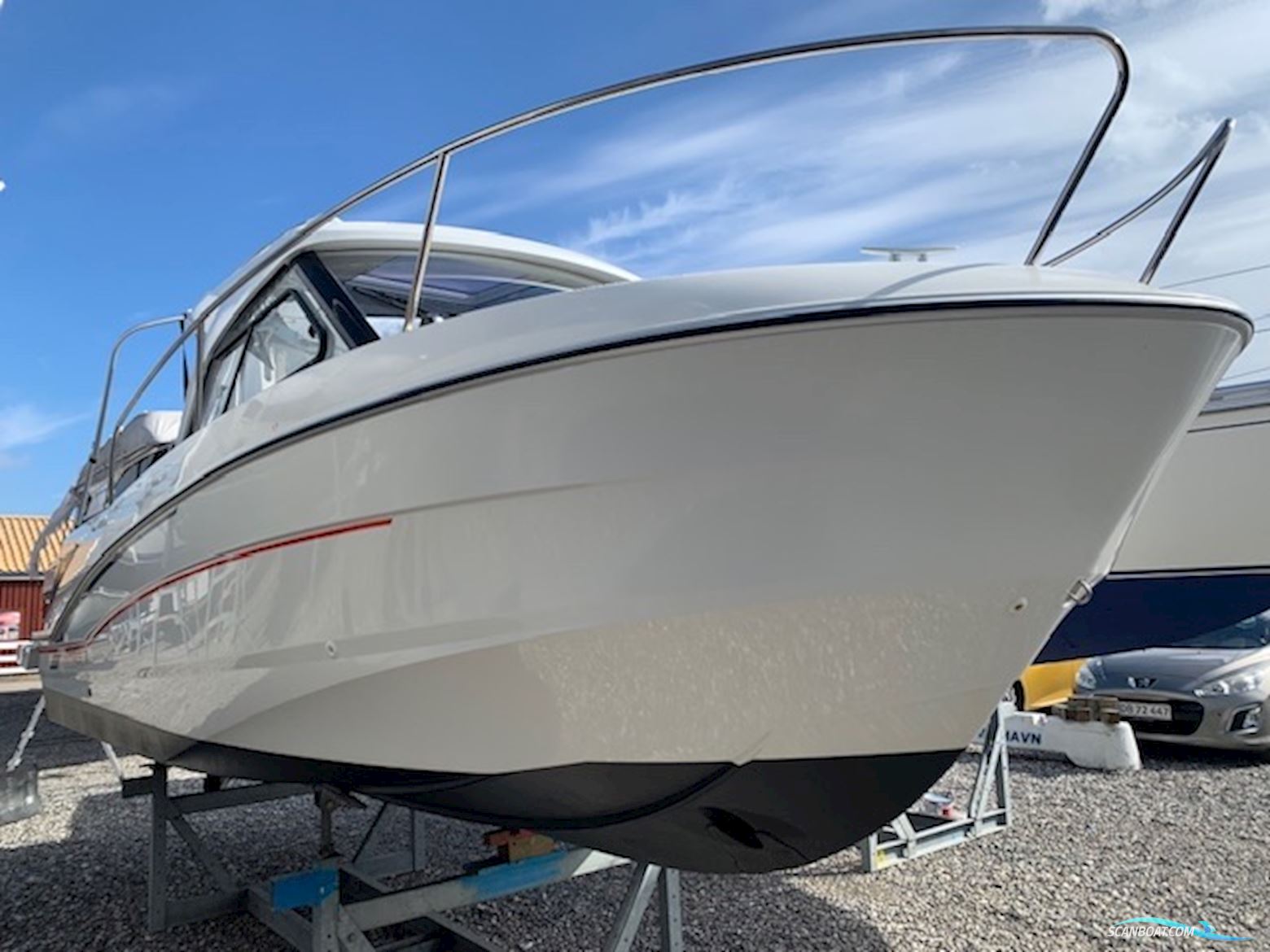Beneteau Antares 7