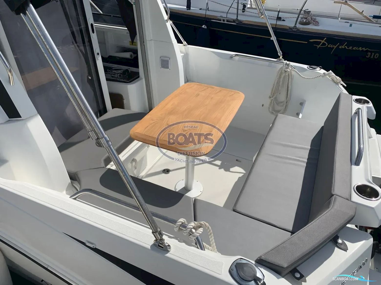 Beneteau Antarès 7