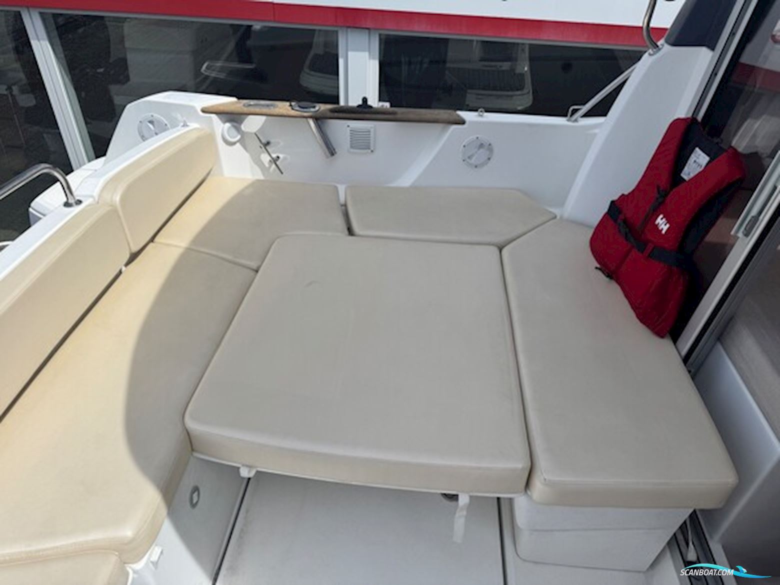 Beneteau Antares 780 Med 225 hk Yamaha-Efi 4 Takt V6 - Solgt