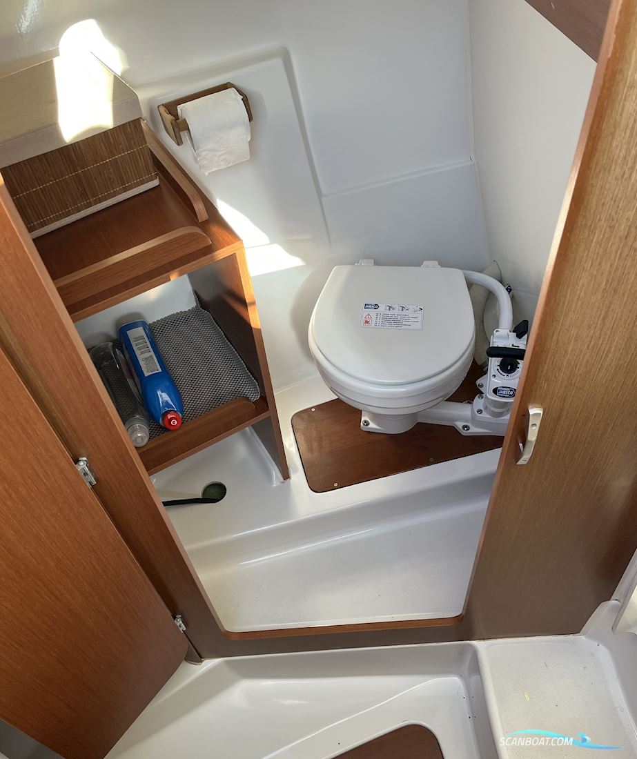 Beneteau Antares 7.80