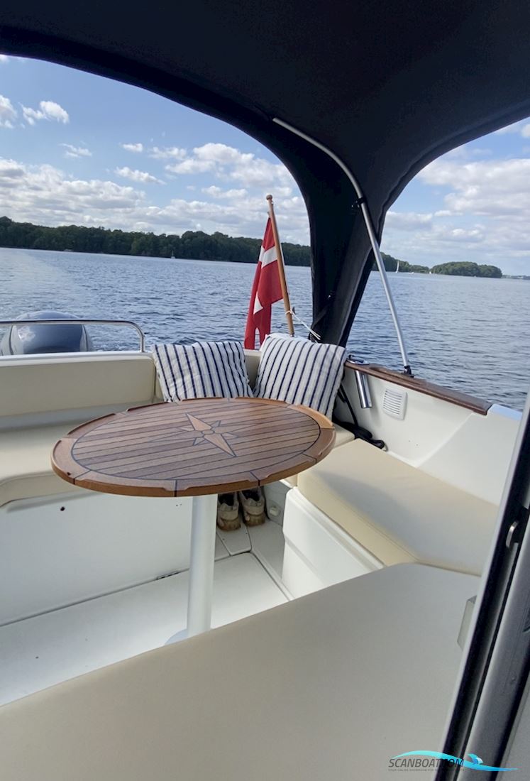 Beneteau Antares 7.80