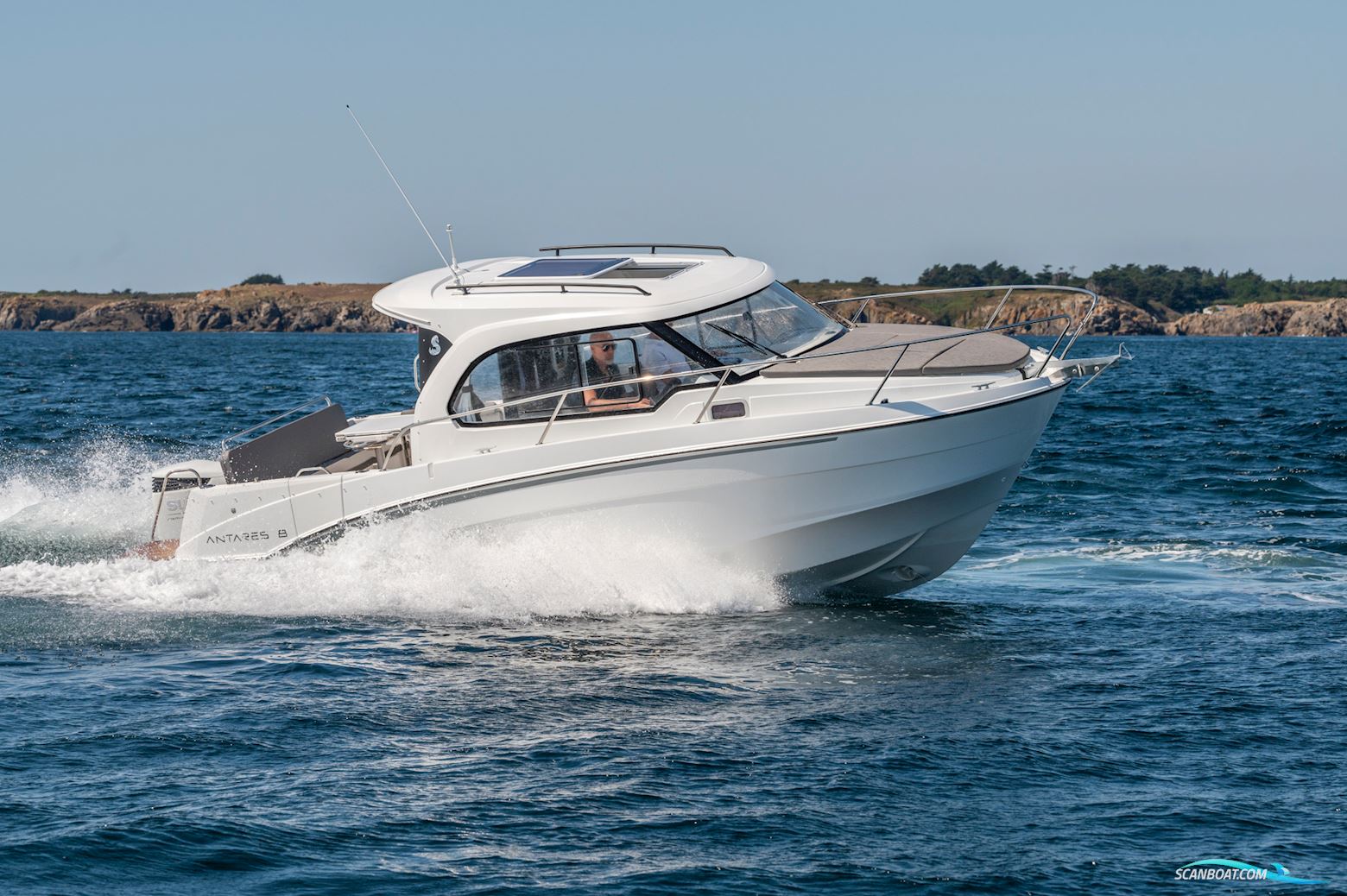 Beneteau Antares 8 – Nedsat KR. 95.000,-