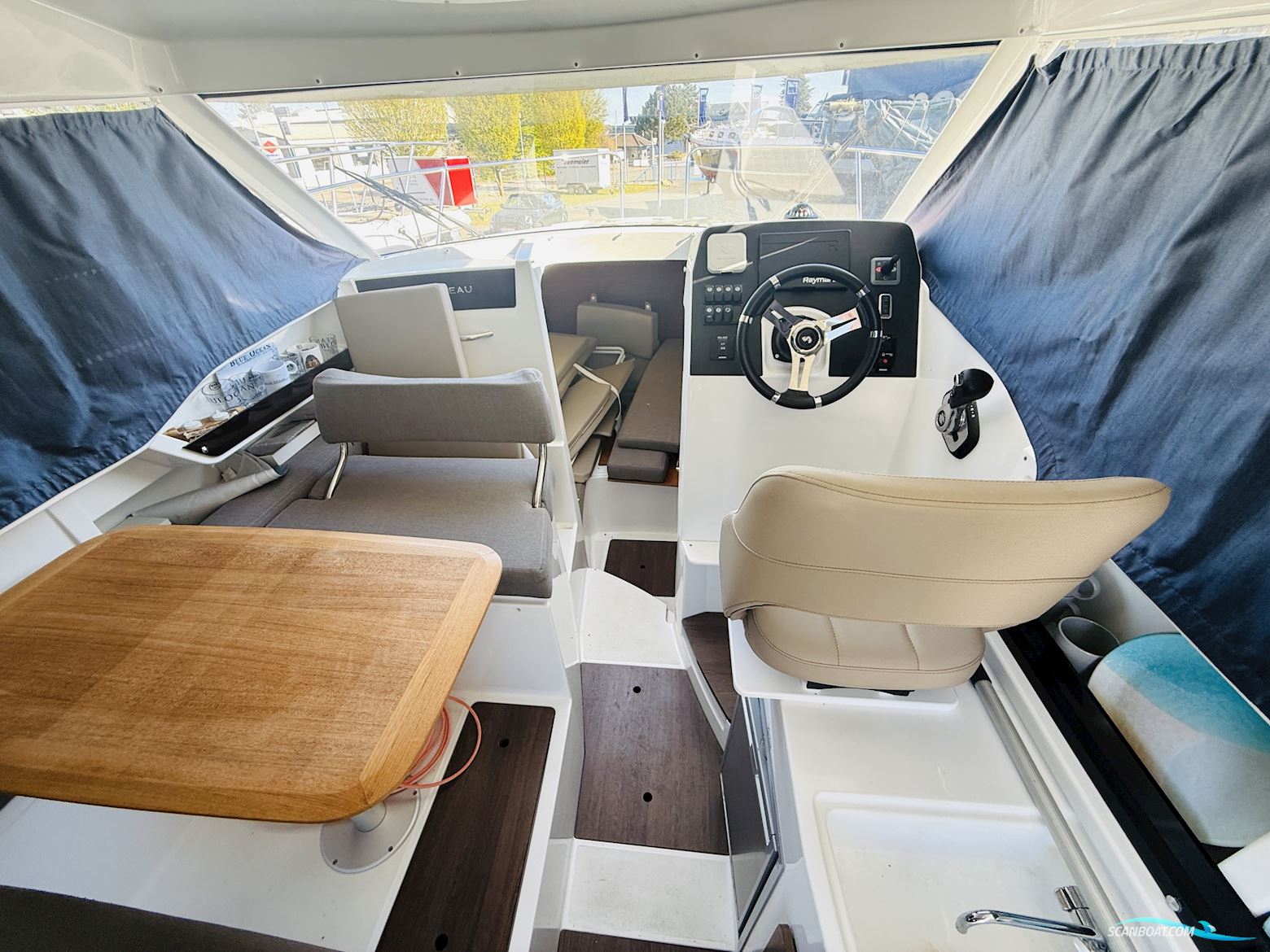 Beneteau Antares 8 OB