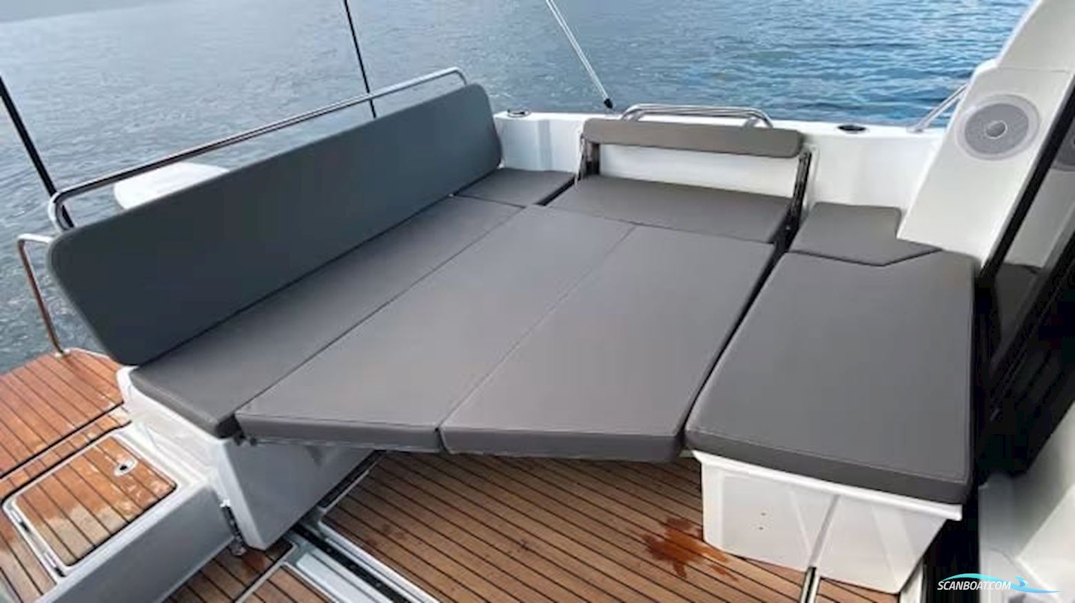 Beneteau Antares 8 OB
