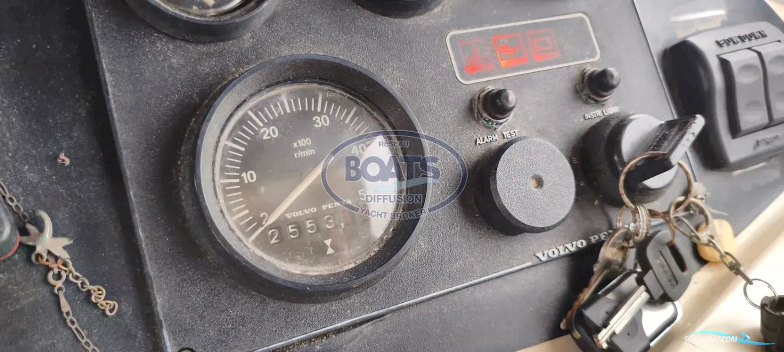 Beneteau Antares 8.05