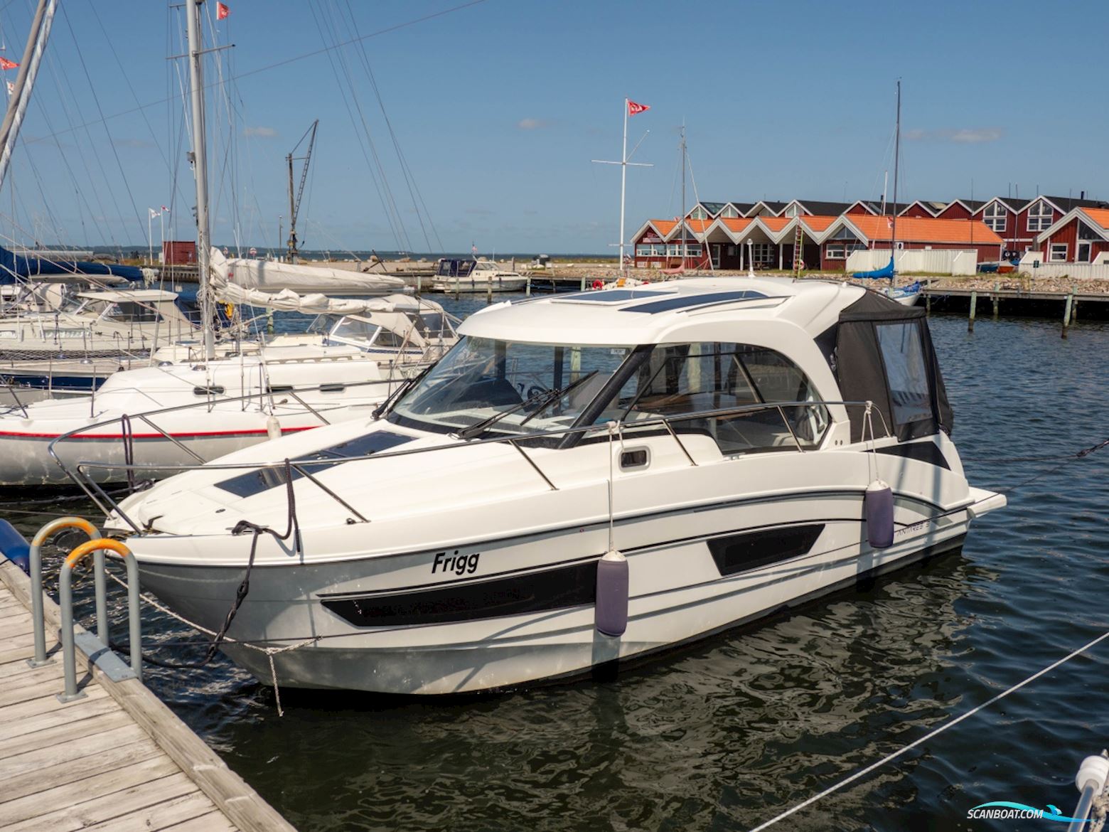 Beneteau Antares 9 Motorboten 2021, met Suzuki 350 DF motor, Denemarken