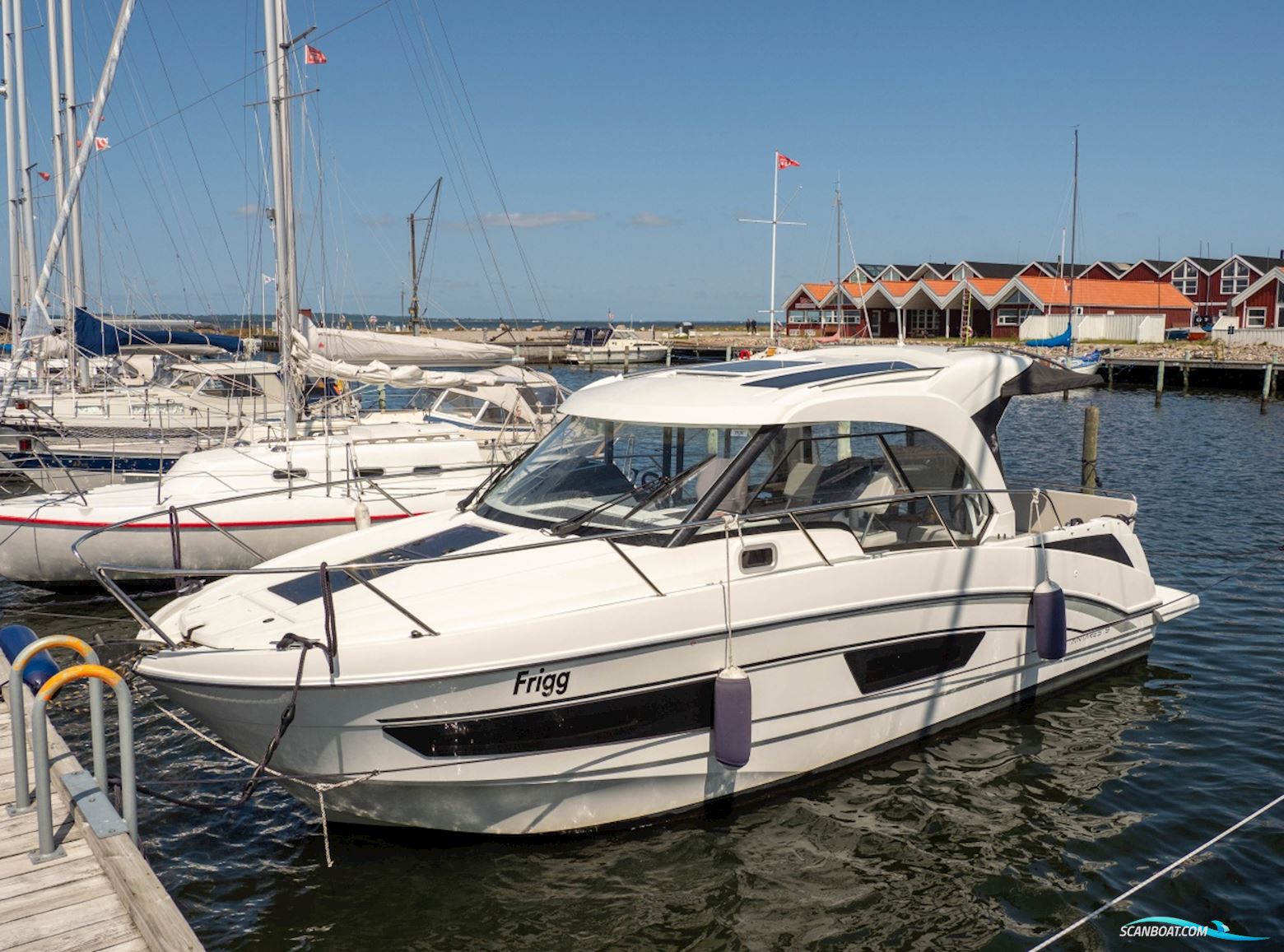 Beneteau Antares 9
