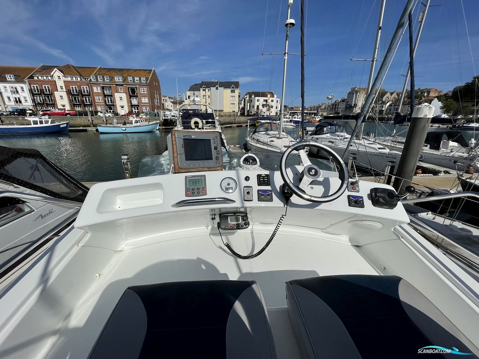 Beneteau Antares 9