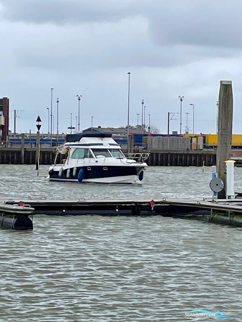 Beneteau Antares 980 Fly