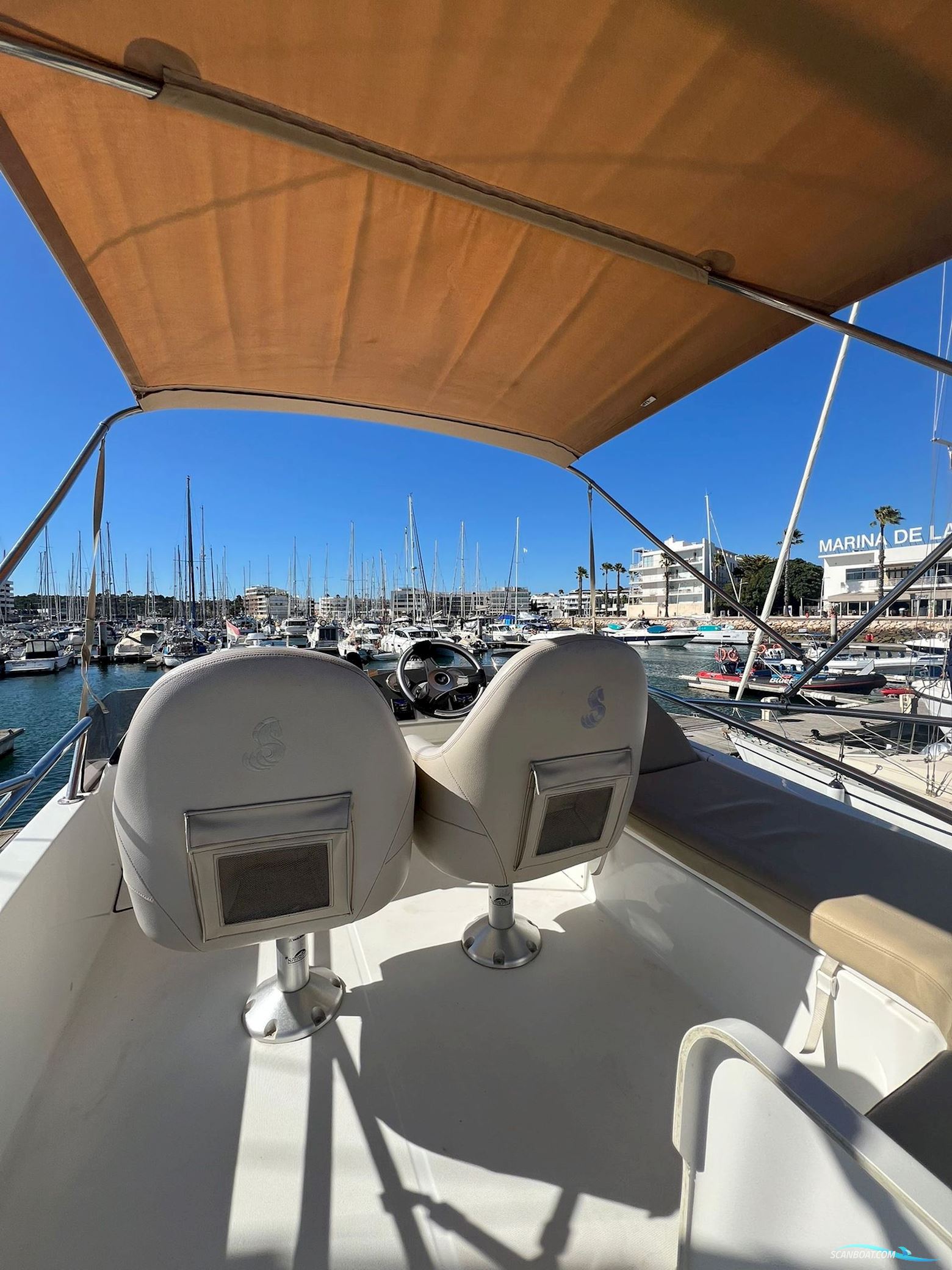 Beneteau Antares 9.80 Flybridge – 2009