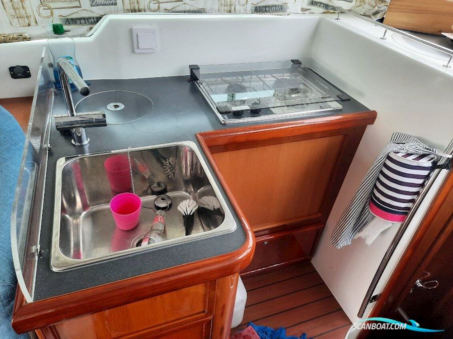 Beneteau Antares 980