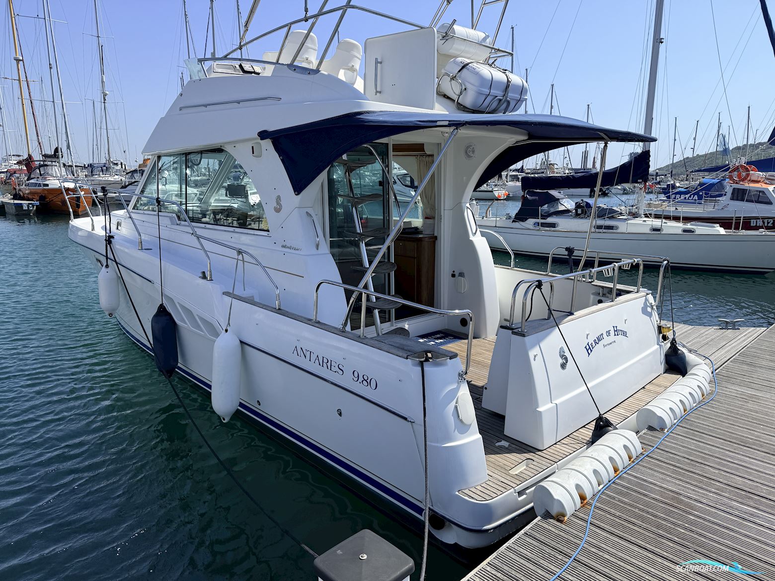 Beneteau Antares 9.80