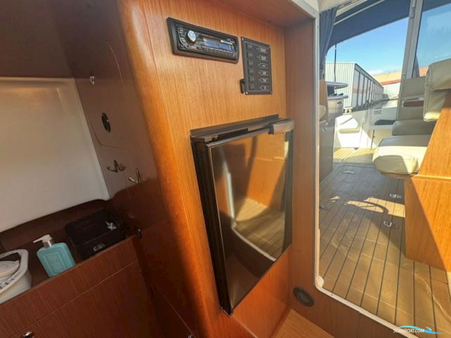 Beneteau Antaris 760