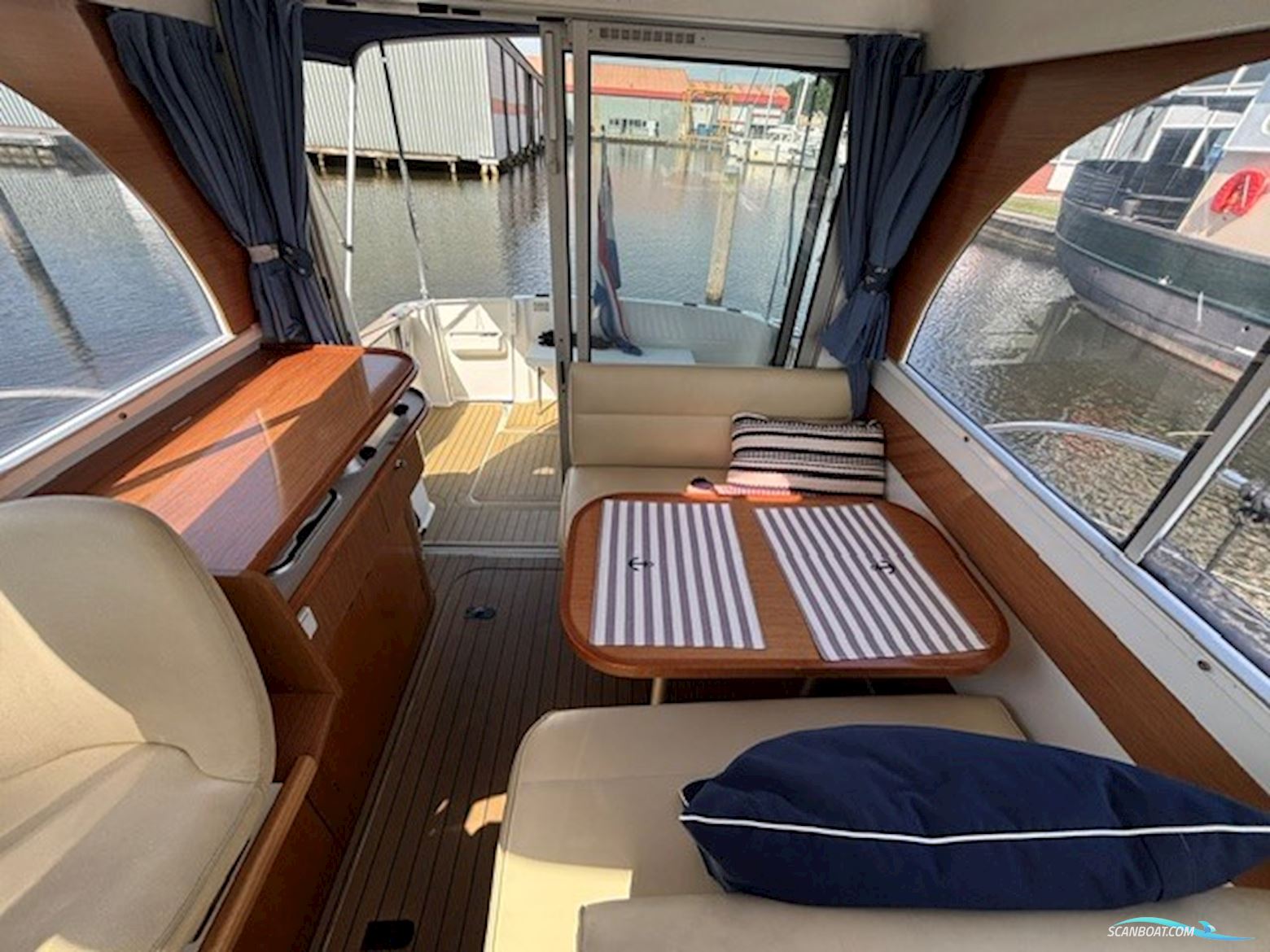Beneteau Antaris 760