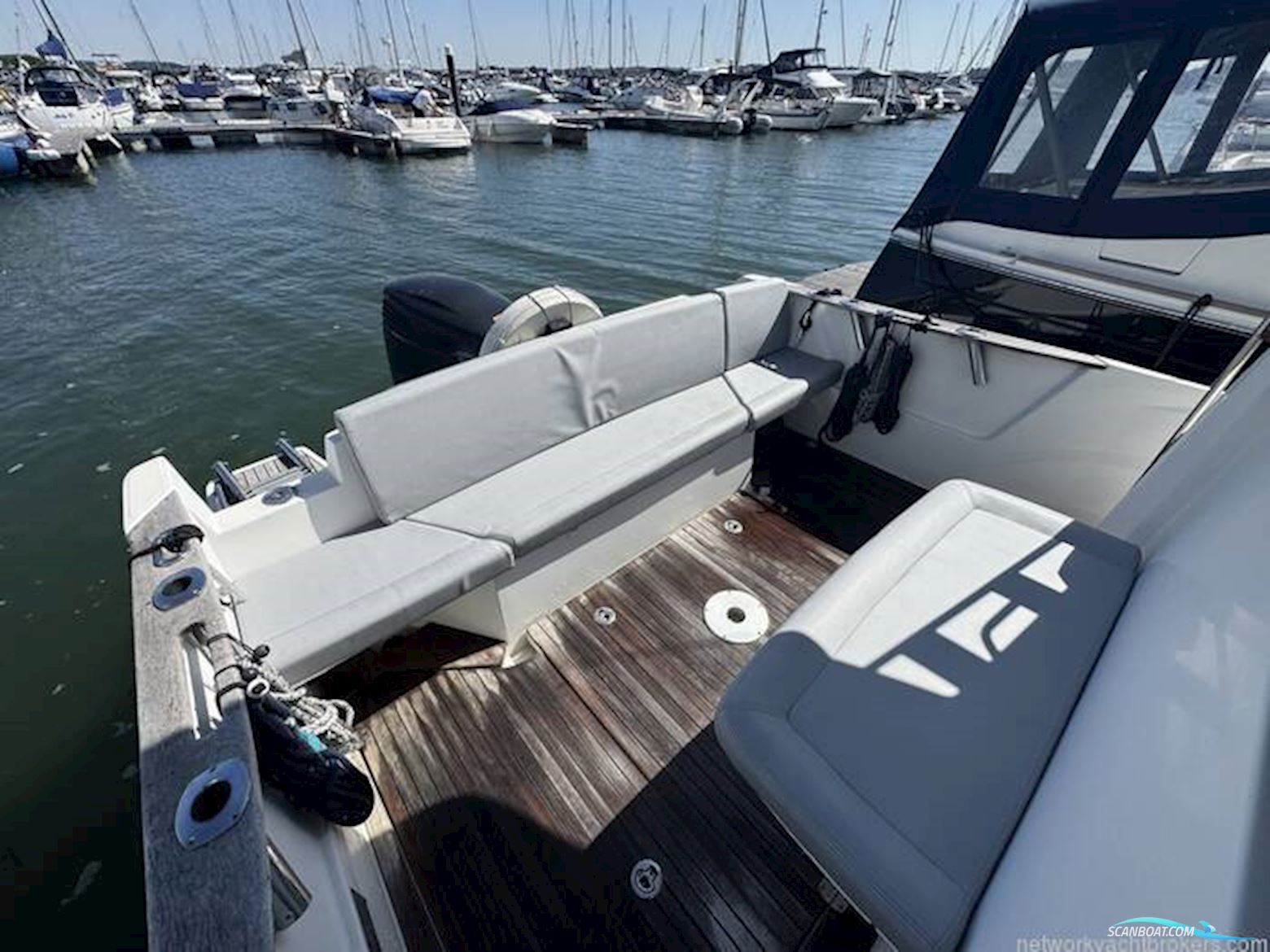 Beneteau Barracuda 9