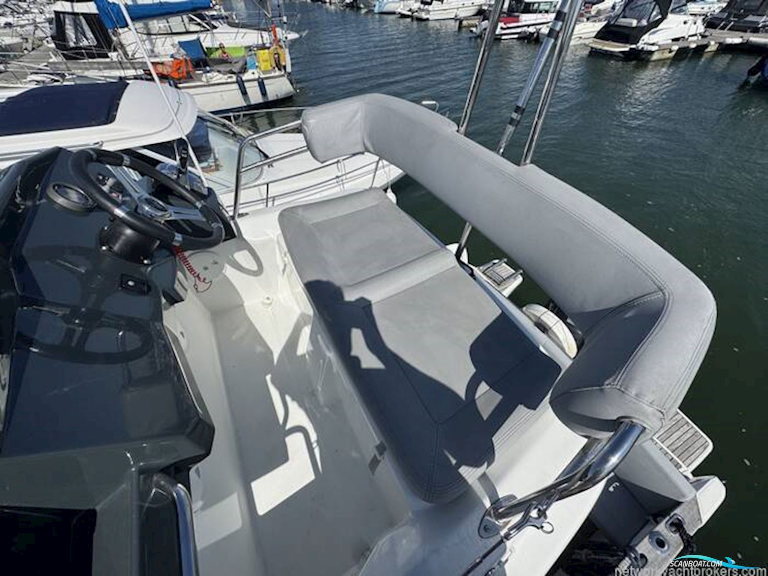 Beneteau Barracuda 9