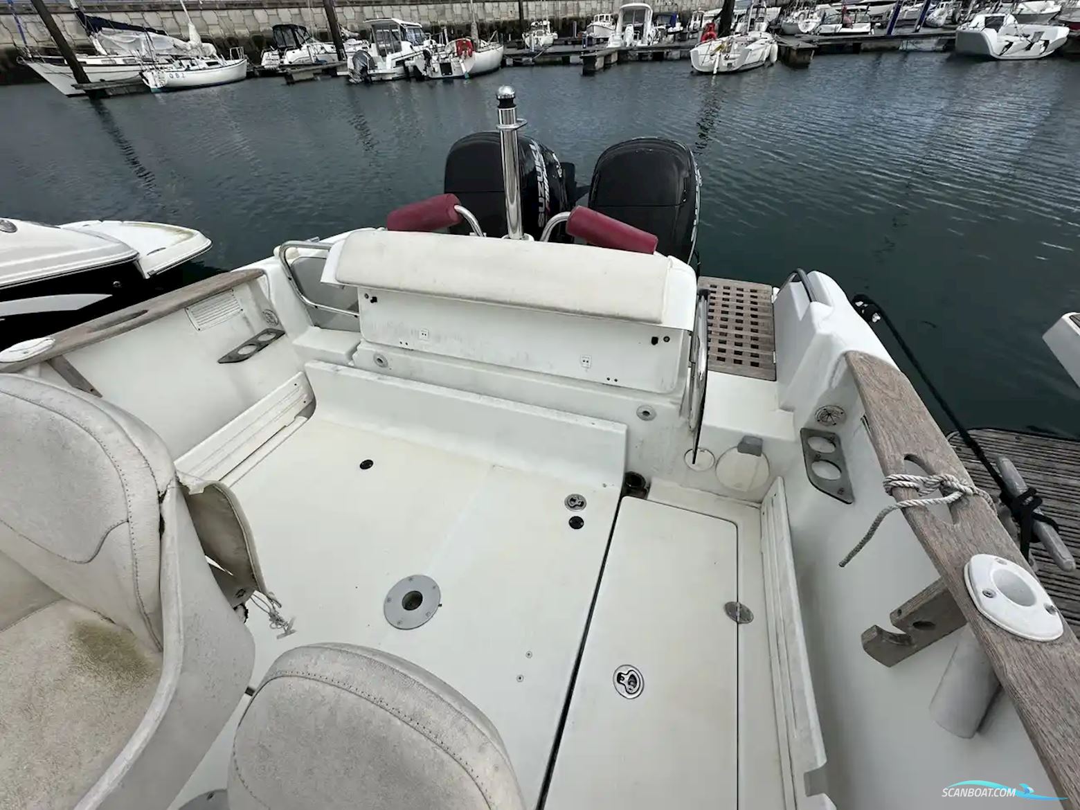 Beneteau Flyer 750 Sun Deck