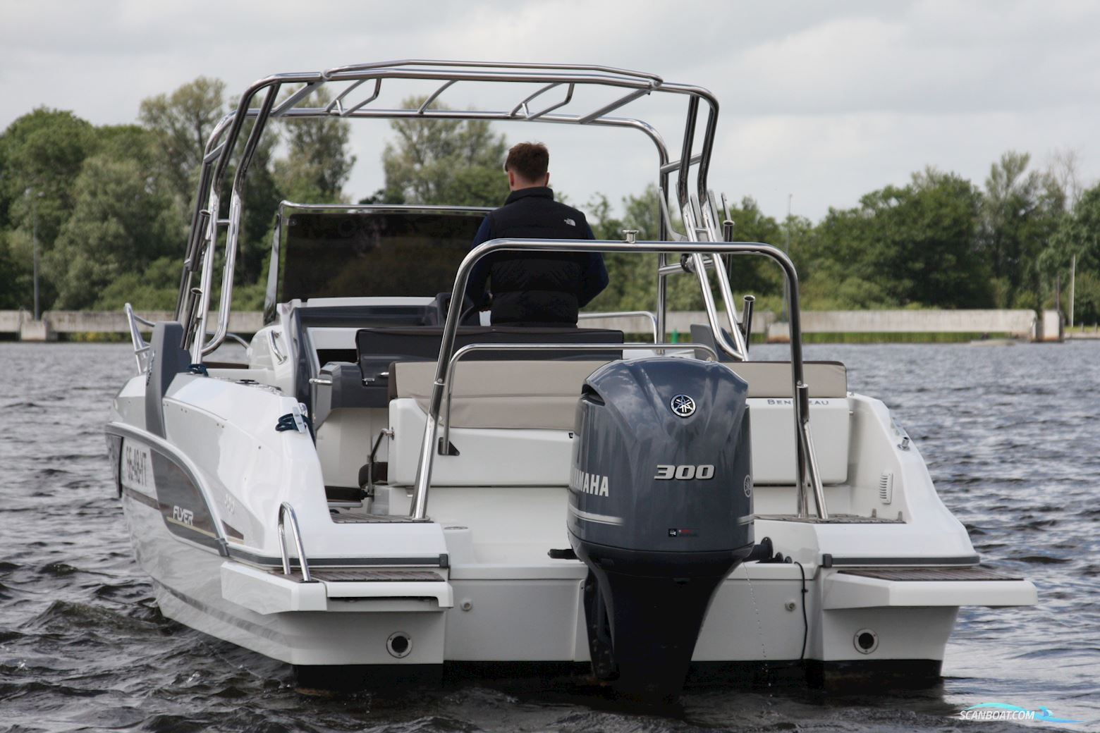 Bénéteau Flyer 7.7 Sundeck
