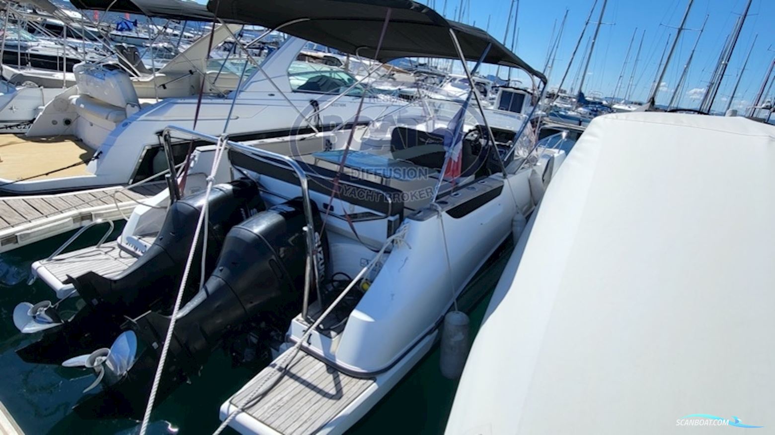 Beneteau Flyer 8.8 Sundeck