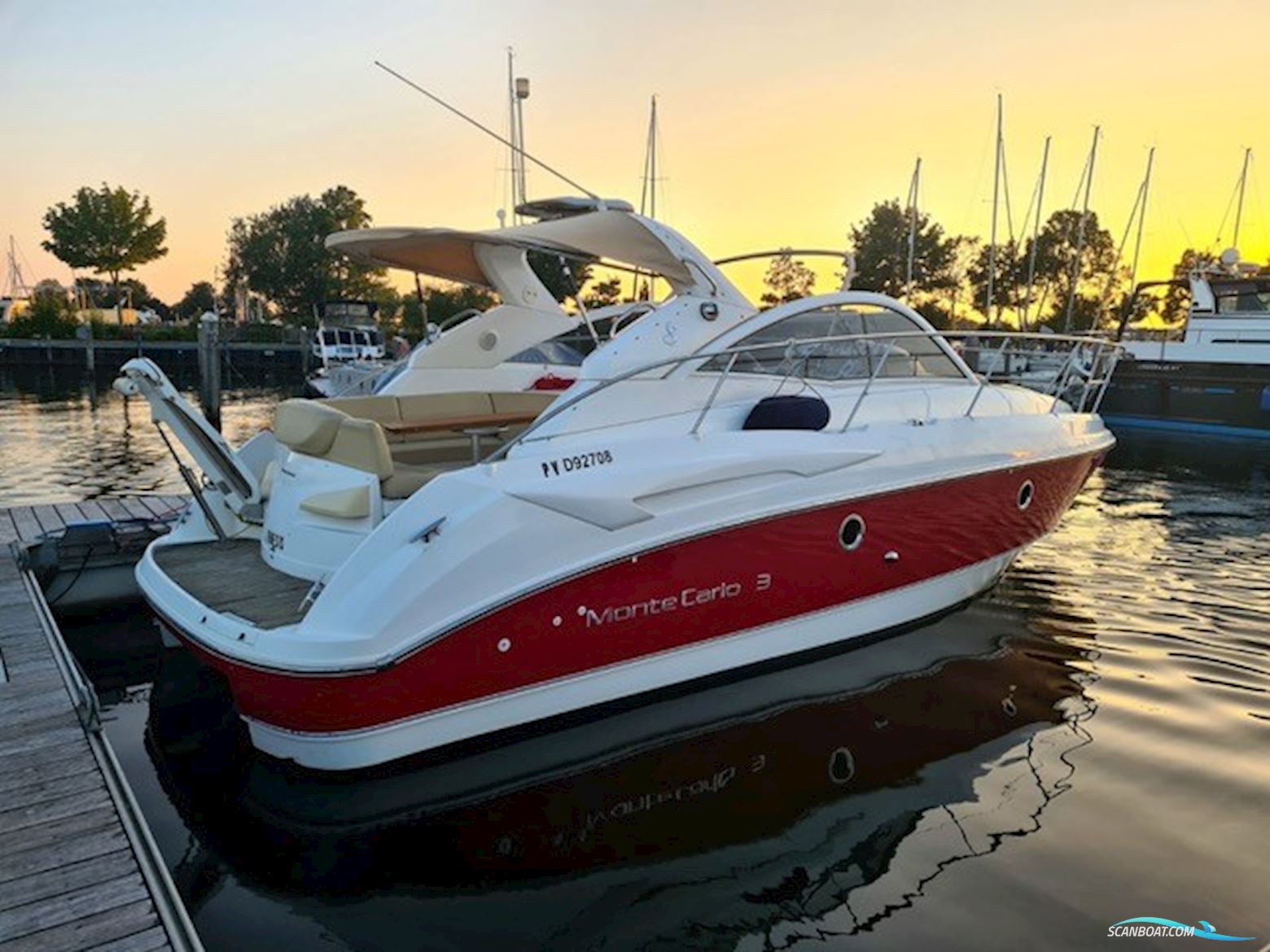 Beneteau Monte Carlo 32 Motorboten 2009, met Volvo motor, The Netherlands