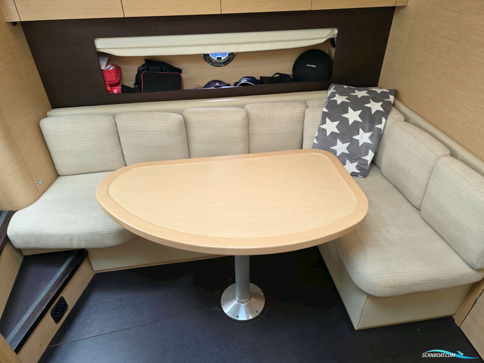 Beneteau Monte Carlo 37 SC Volvo Penta D4-260 Evc