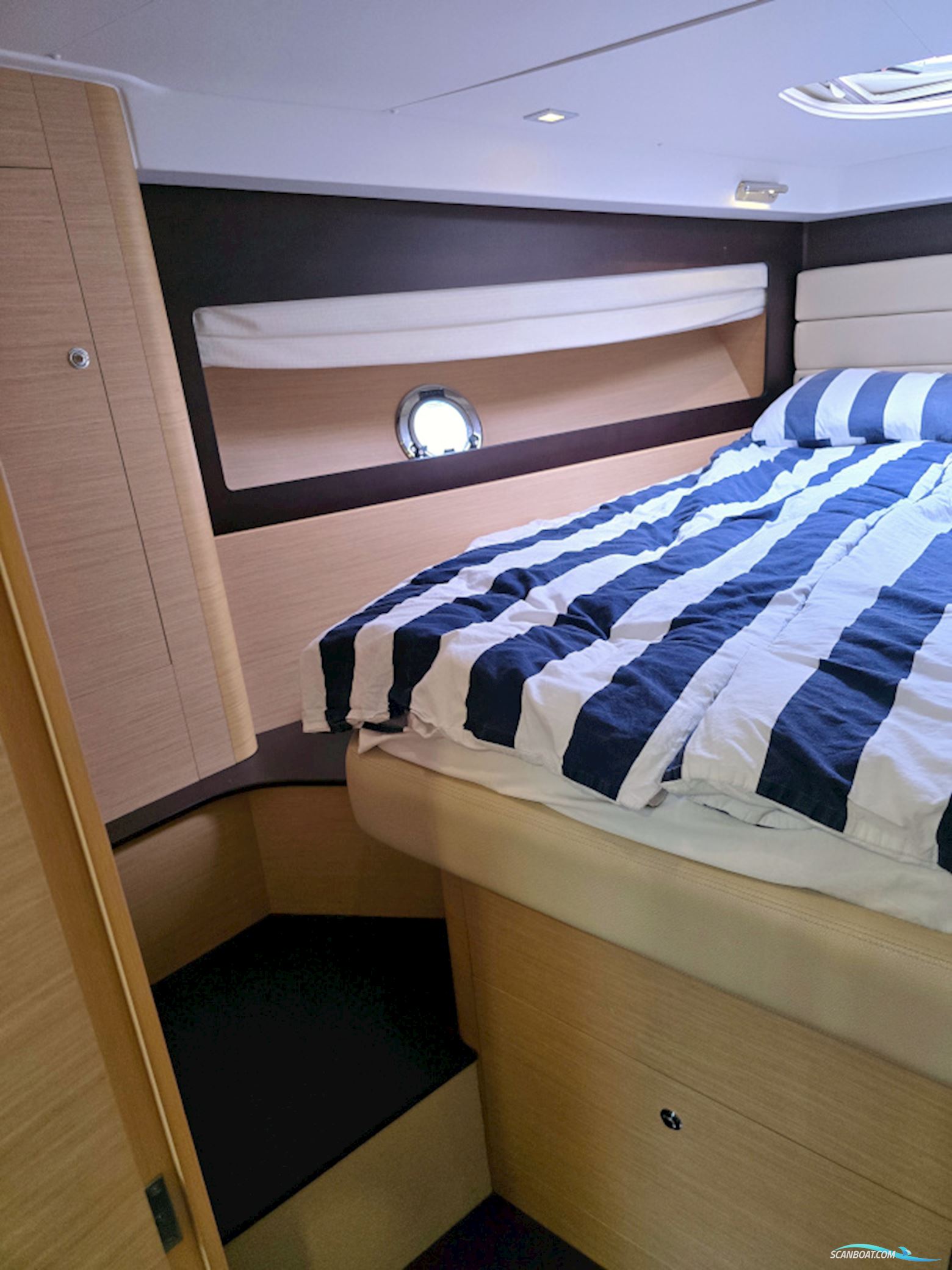 Beneteau Monte Carlo 37 SC Volvo Penta D4-260 EVC