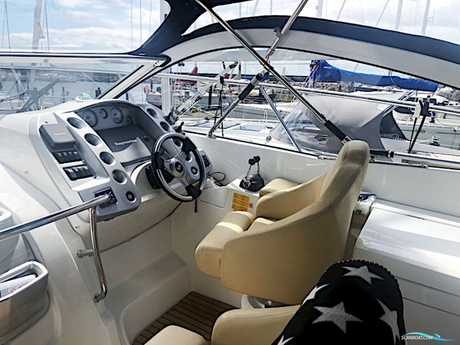 Beneteau Monte Carlo 37 Sports Cruiser