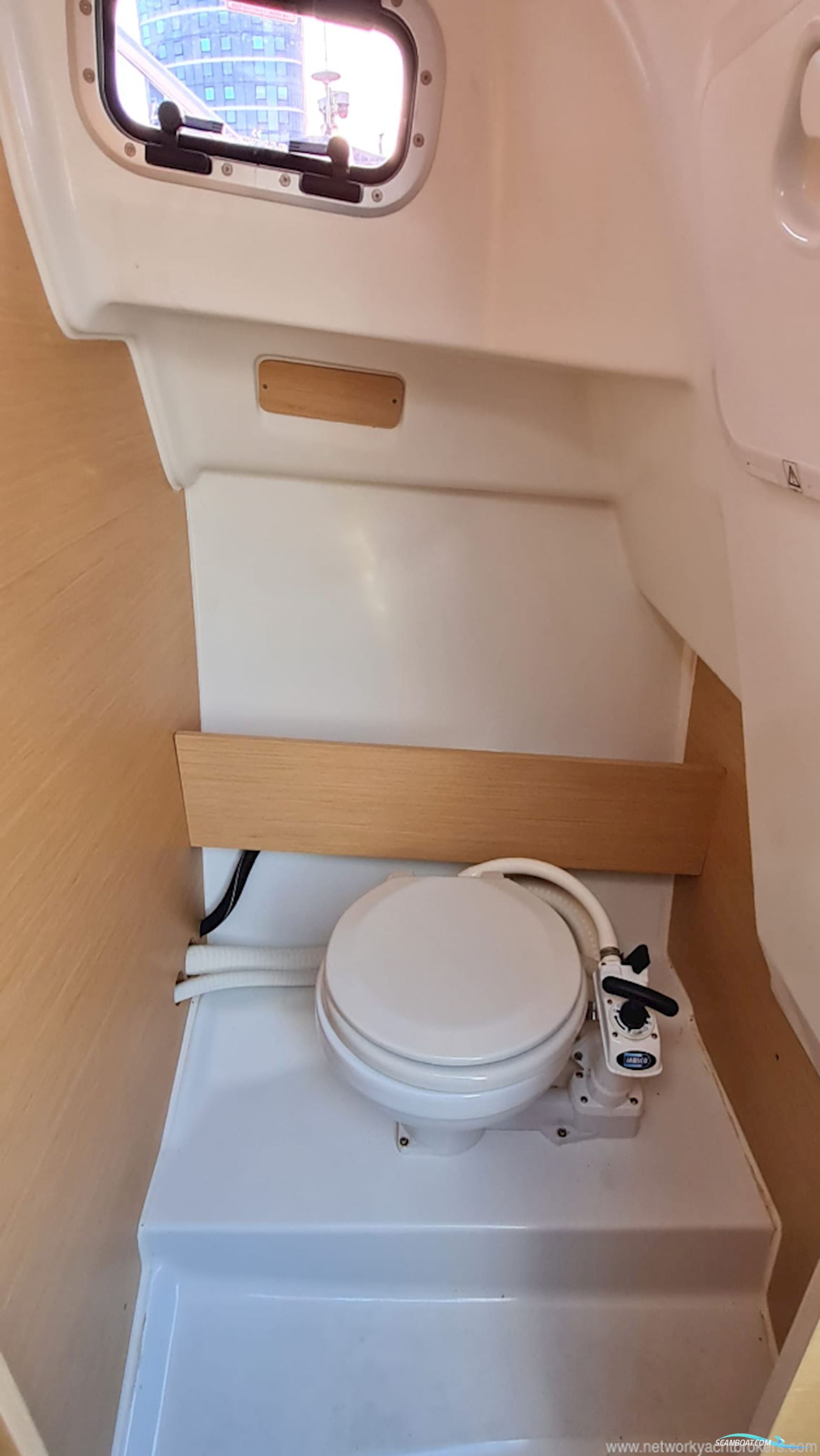 Beneteau Rubis 750 Flyer Sun deck