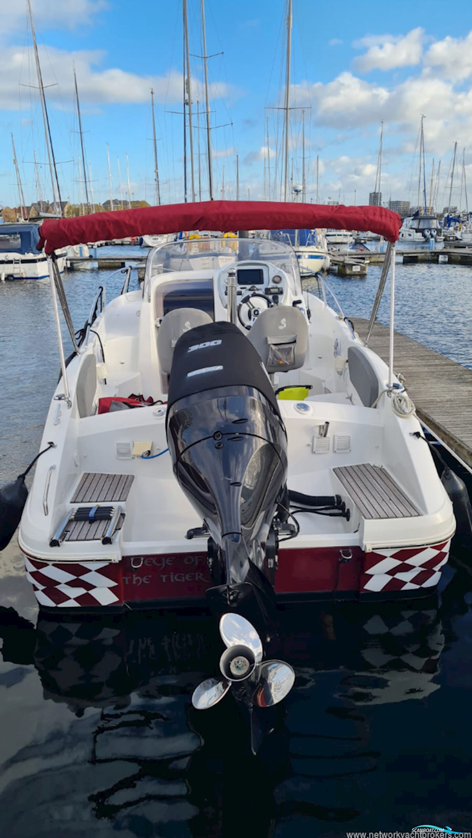 Beneteau Rubis 750 Flyer Sun Deck