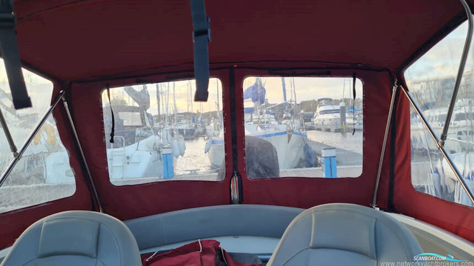 Beneteau Rubis 750 Flyer Sun Deck