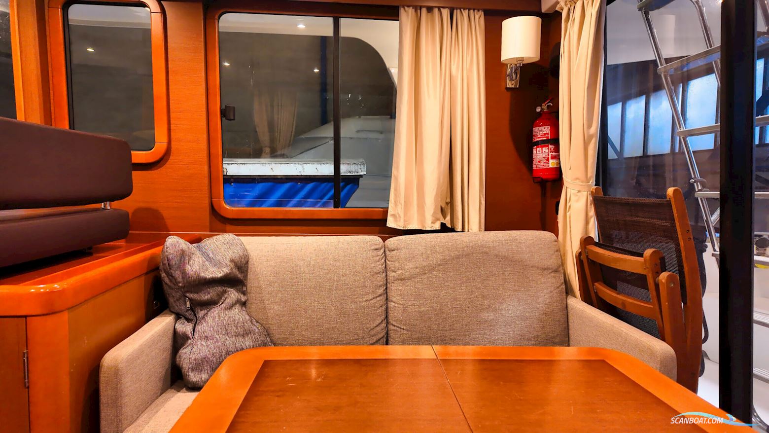 Beneteau Swift Trawler 34 Flybridge