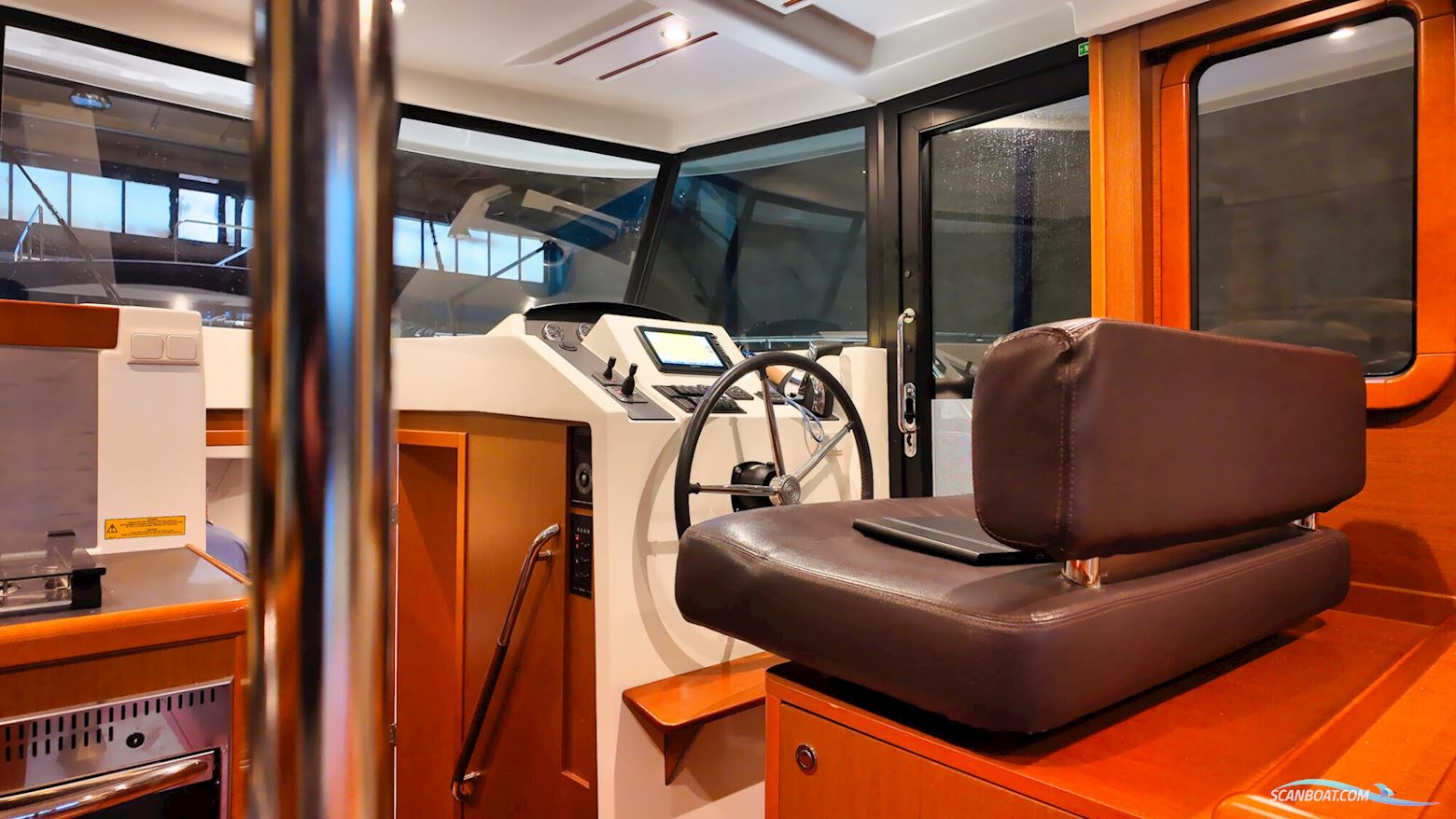 Beneteau Swift Trawler 34 Flybridge