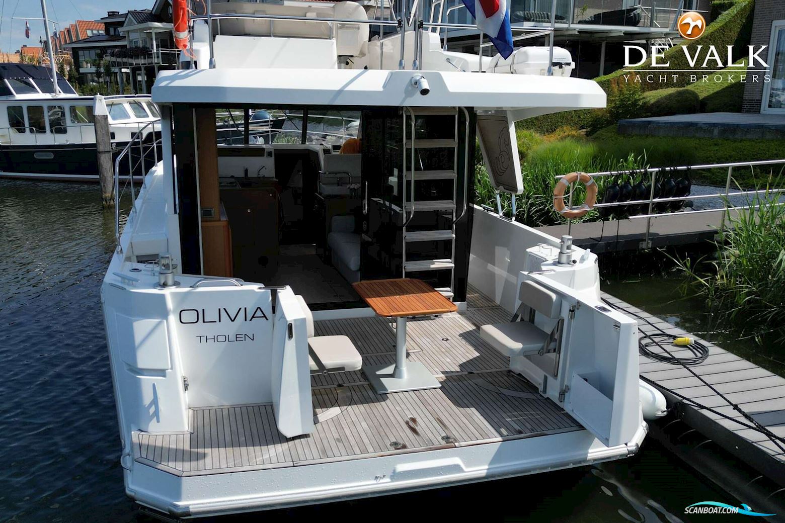 Beneteau Swift Trawler 35