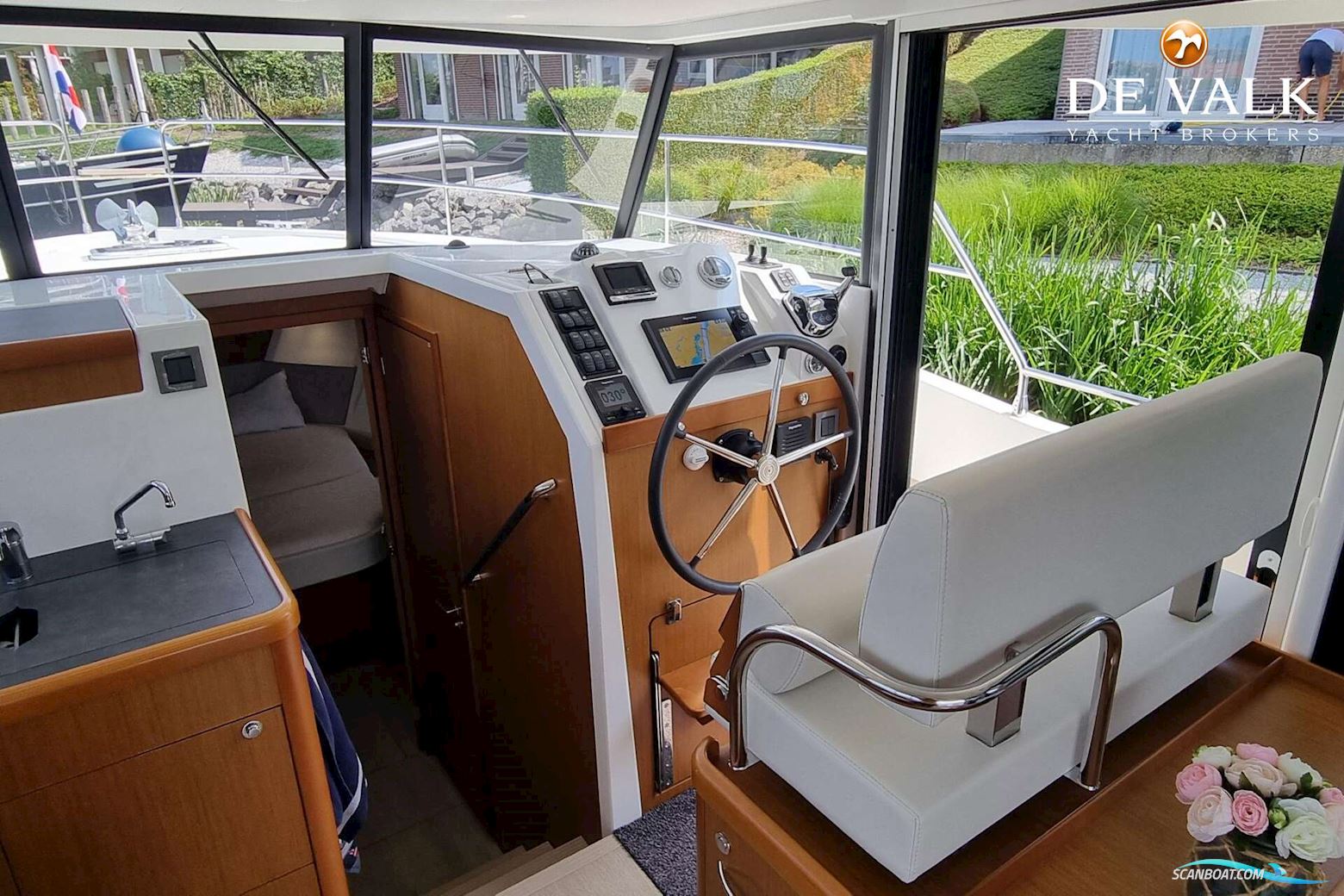 Beneteau Swift Trawler 35