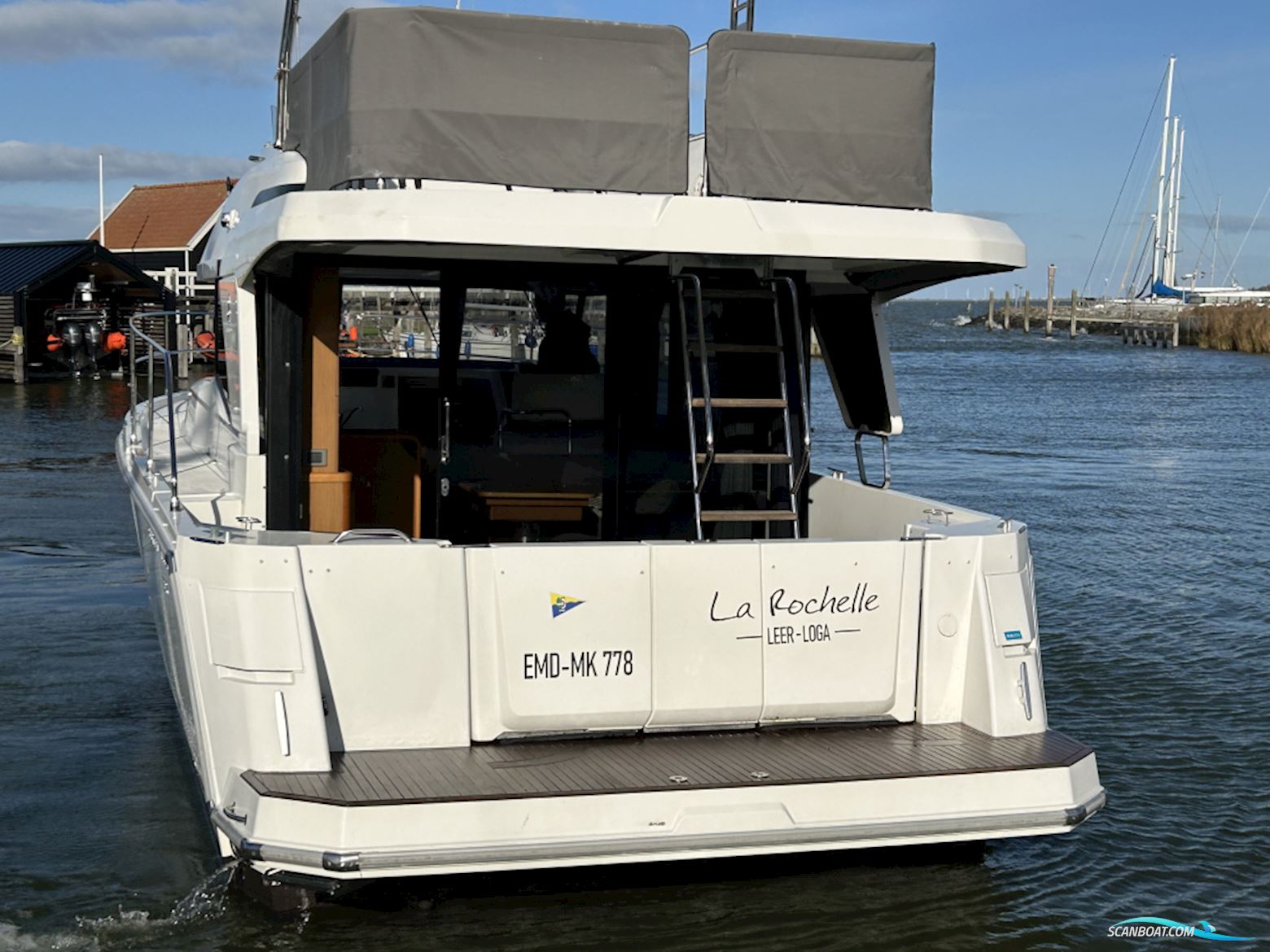 Beneteau Swift Trawler 35
