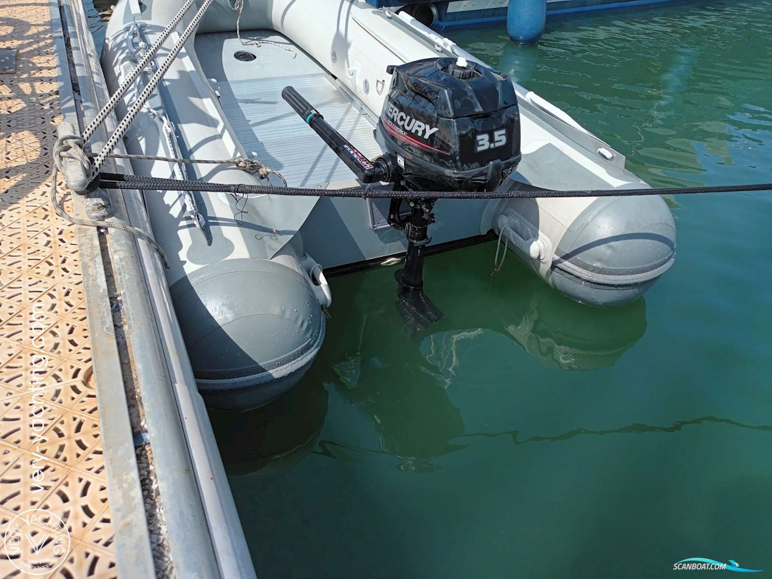 Beneteau Swift trawler 42