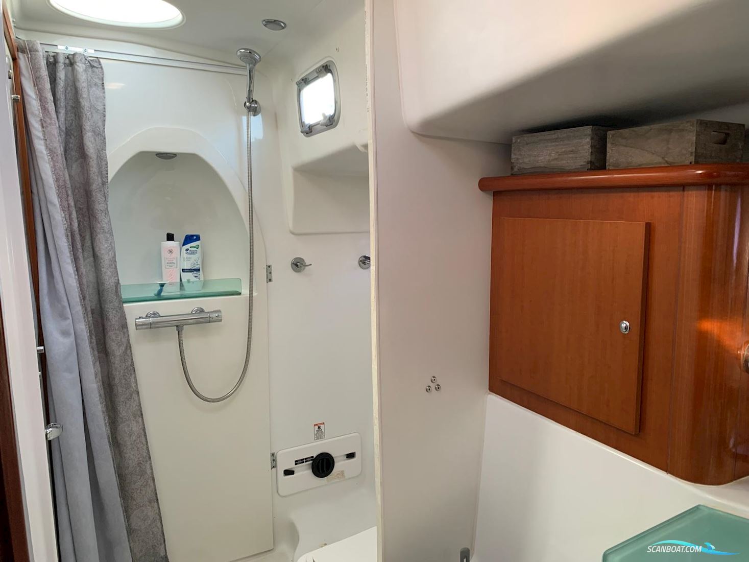 Beneteau Swift Trawler 42