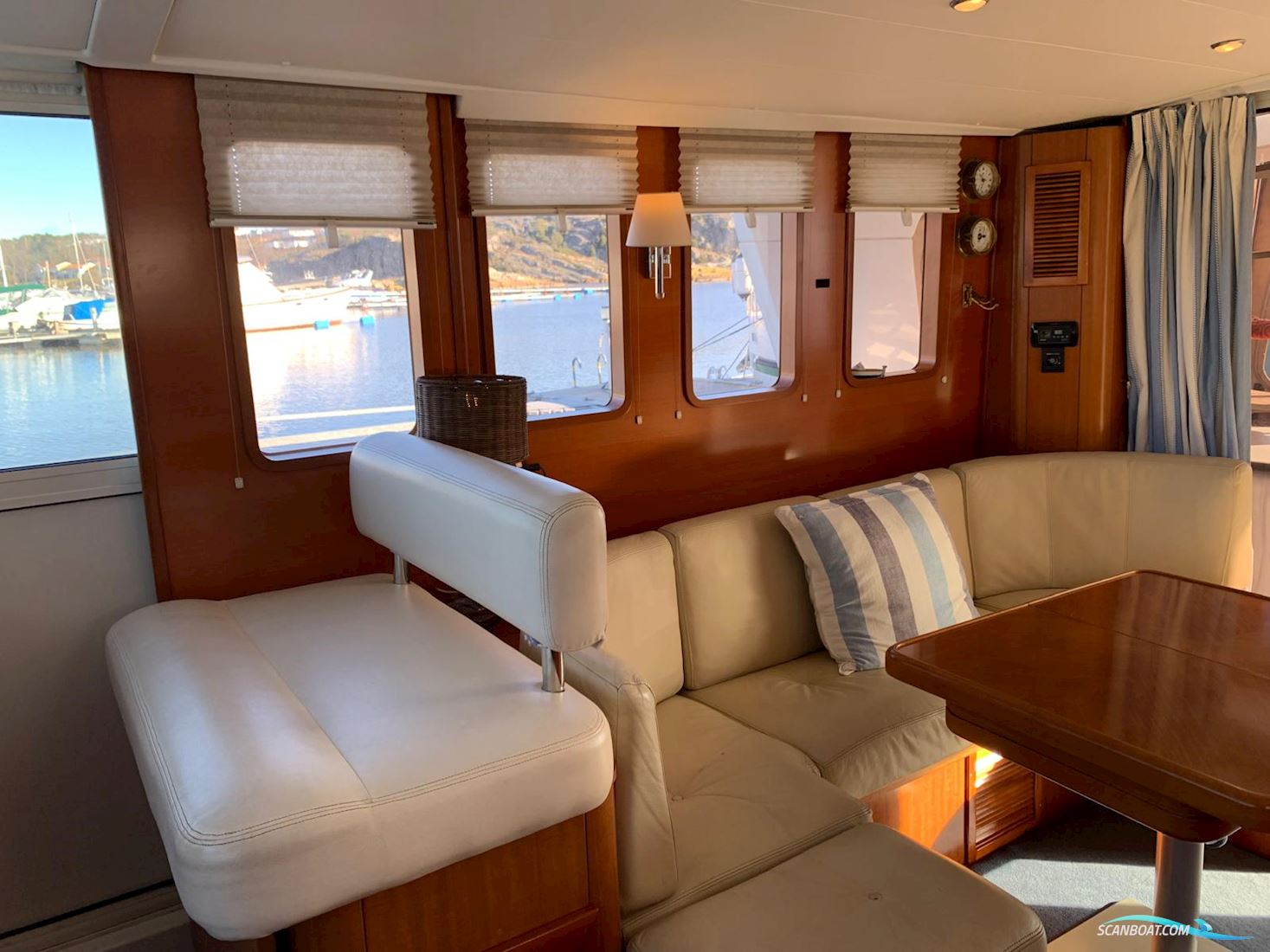Beneteau Swift Trawler 42