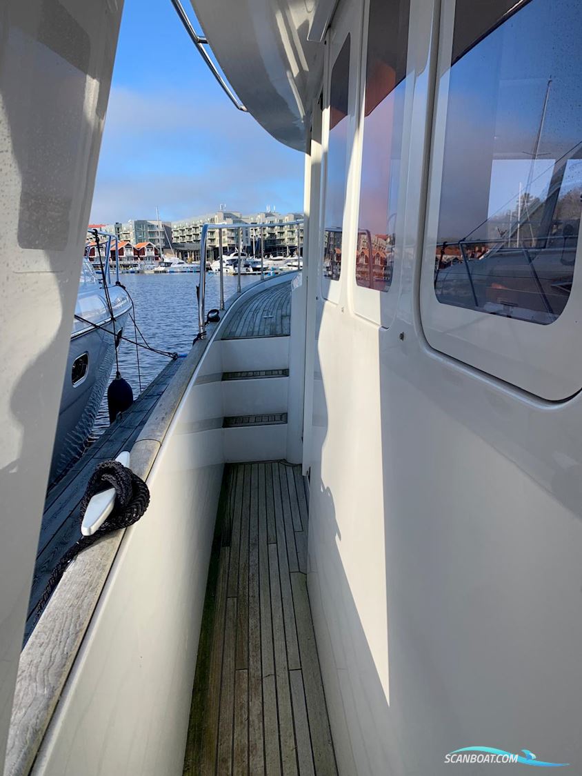 Beneteau Swift Trawler 42