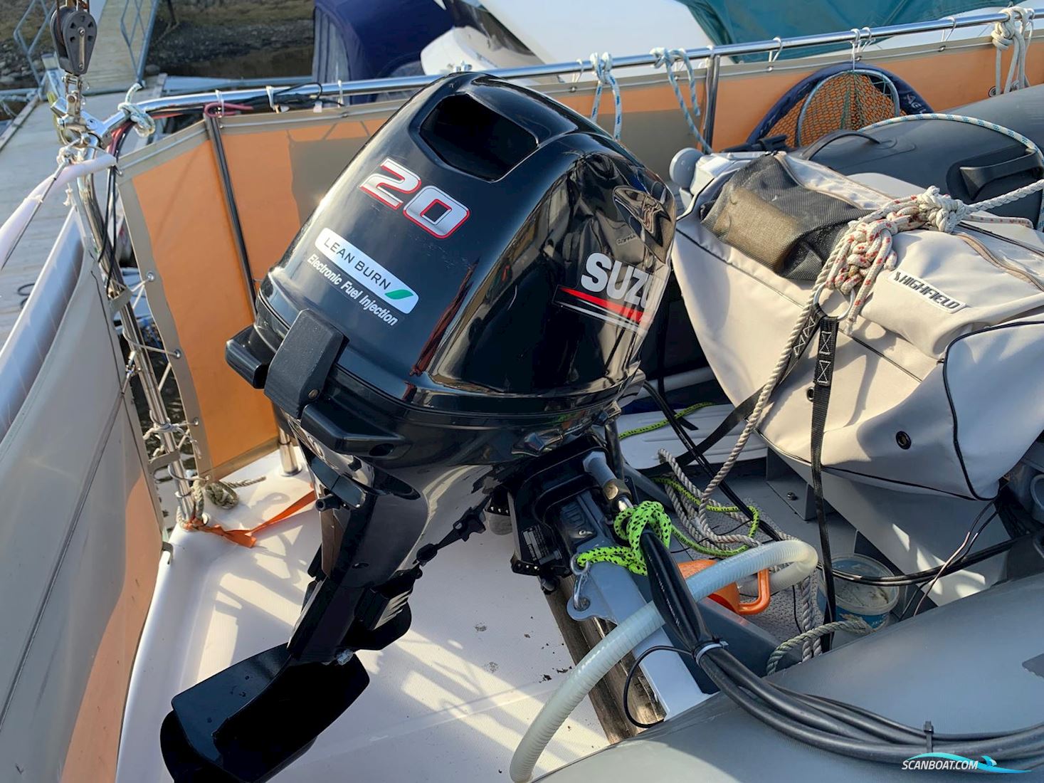 Beneteau Swift Trawler 42