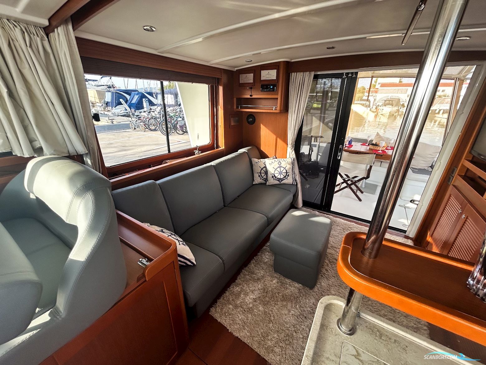 Bénéteau Swift Trawler 44