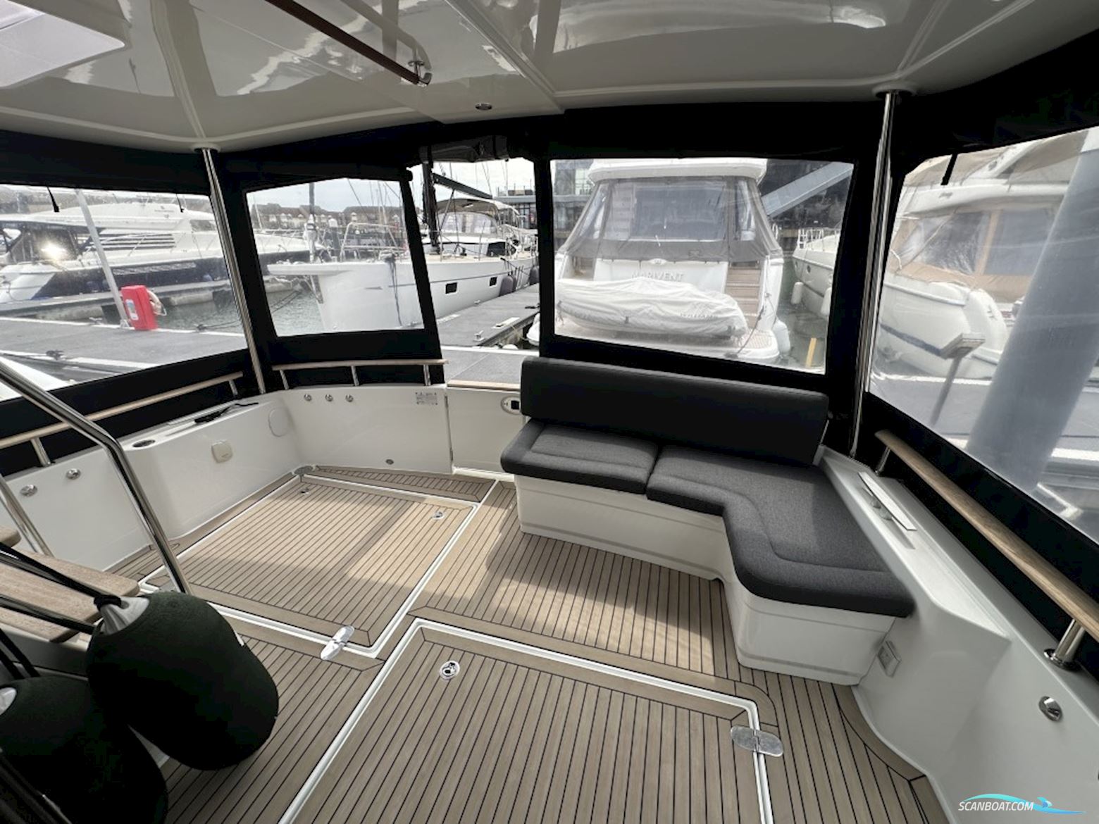 Beneteau Swift Trawler 44
